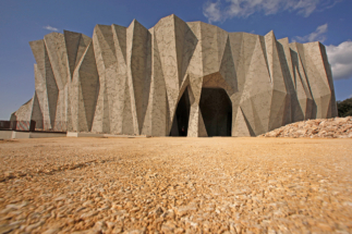 La-Caverne-du-Pont-dArc-@-Fabre-Speller-Architectes-Atelier-3A-F-Neau-Scene-Sycpa-photo-Patrick-Aventurier